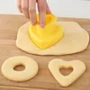 Bakning mögel kreativa kök tillbehör prylar donut mögel skärare mat desserter tillverkare levererar matlagning dekorera verktyg diy stencil