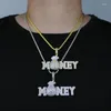 Kedjor 2023 Dollar Design Pengar Brev Hänge Halsband Helt stensatt Bling 5A Cubic Zircon Iced Out Hip Hop Coola Smycken För Män Kvinnor