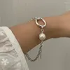 Bedelarmbanden U-magische hyperboolkruissimulatie parelarmband voor vrouwen fantasiecirkel metallic ketting asymmetrie sieraden