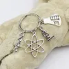 Biologi nyckelringar kemistmikroskop DNA Atom Pendant Keyring Keychain Science Teacher Biolog Gift Medicinska smycken Kvinnor Män