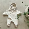Barboteuses Baby Pocket Hooded Zip-up Jumpsuit born Clothes Baby Boy Comfy Hooded Romper avec Zip Girls Escalade Vêtements Jumpsuit 230317