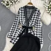 Mulheres Houndstooth Grid Sashes Cardigan e calça de perna larga e perna longa