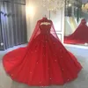 Princesse de luxe rouge arabe robes de mariée A-ligne avec longue cape cristal perlé corset à lacets chapelle train robe de mariée robe de mariée