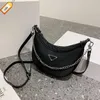 Luxurys Brand Designer Bags de ombro New Women's Fashion Sense Brand Fanny Pack ombros portáteis multifuncionais Caixa de presente de bolsa de corpo cruzado fábrica de fábrica de venda direta