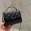 Vintage French Womens Vanity Shoulder Black Bags Caviar Leather Calfskin Classic Mini Flap Quilted Comsetic Case Aged Silver Metal Hardware Handbags 16CM/19CM