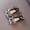 Flat Shoes Silver Pink Black Rhinestone Bowknot Girls Sandaler Kids Princess för vår sommarbröllopsfest dans 1 2 3-13T