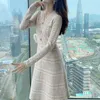 Sukienki swobodne vintage Button dzianin Sweter Elegancka koreańska wieczór długi rękaw seksowna maxi w szyku w dekolcie dla kobiet impreza jesień 2023