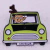 L'auto di Mr. Bean e la sua spilla a forma di orso Anime carine Film Giochi Spille smaltate dure Colleziona Spilla in metallo Cartoon Zaino Cappello Borsa Collare Distintivi da bavero