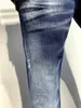 Jeans da uomo 2023SS Primavera Jeans Pantaloni da uomo d2 Slim Fit Piedi piccoli Casual Blu scuro Indossato Buco lavato Vita media Z0315