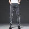 Jeans masculinos Primavera cinza Slim Fit Moda Moda Skinny Biker para Tremes de jeans de gente