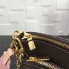 Kadın Çanta Omuz Çantası 2023 M44813 Louiseity Çoklu Pochette Çanta Moda Lüksler Tote Çanta Tasarımcı Erkek Debriyaj Çapraz Vücut Kayışı Hobo Zarf Sling Zincir Çantaları