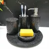 Badtillbehör Set Volcano Stone Badrumstillbehör runt Sanitary Ware Home Decoration Lotion Bottle Tooth Brush Cup Tray