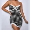 Casual Dresses Women Sexig Mini Dress Suspender ärmlös Fashion Plaid Print Flounce V-Neck Split Tight Lace Short Female Summer