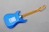 6 strings Metal Blue Electric Guitar met SSS Pickups Geel Maple Fletboard kan worden aangepast