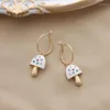 Boucles d'oreilles pendantes en forme de champignon blanc pour femmes, accessoires de bijoux romantiques, doux et mignons, multicolores, en or, pour mariage, 2023