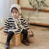 Giyim Setleri Bebek Giyim Örgüsü İki Parçalı Set Bebek ve Kız Kız Seti Çizgili Kazak İlkbahar ve Sonbahar 230317
