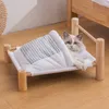 Camas de gato Cama de animais de estimação Removável Saco de dormir Hammock para espreguiçadeira gatos de madeira casa inverno