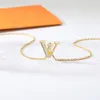 Designer Gold Letter Pendant Halsband för kvinnor Män Luxurys Designers Diamond Necklace Designer Jycken Mens Choker Fashion Chain Jewelry
