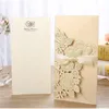 Cartes de voeux 50pcs cartes d'invitations de mariage découpées au laser Rose amour coeur cartes de voeux personnaliser avec ruban décoration de mariage fournitures de fête 230317