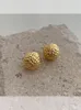 Orecchini a pennaglie di lusso un unico rotonda elegante in metallo oro oro auricolare perle per donne designer di gioielli alla moda