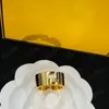 Anello di design Lettere d'oro di lusso Anelli d'amore Gioielli da donna di moda Elegante anello nuziale con perle brillanti Misura gioiello regolabile con scatola