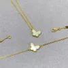 2023 Fashion S925 Sterling Silver Sweet Butterfly Necklace Netlace Women Luxury Clover Designer Shell Short Short Rlcelets Netclace Molerings Jewelry