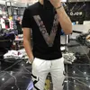 T-shirts pour hommes Designer 2022 Nouveau coton mercerisé V-motif strass Homme Slim Casual Tees Noir Blanc Tendance de la mode à manches courtes Top O1Y2