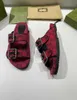 Luxurys Slipper 2023女性マルチカラーフラットサンダル2ストラップ付きレディファッションメタルバックルビーチスライド夏50essの男性用レースアップ擦り傷