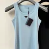 Bustiers Corsets人気の女性ベストTシャツデザイナー女性セクシーなノースリーブシャツスリムTシャツ夏のレディー通気性短いトップZ9CP