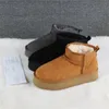 2023 Snow Boots Boot Warm Boots Suede schoenen klassieke korte miniWomen Keep warme man dames pluche casual kastanje grijs hete aus u5854 verdikt bodem