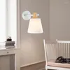 Lámparas de pared Lámpara nórdica Dormitorio Fondo de cabecera Tela creativa Moderna Sala de estar simple Pasillo para niños