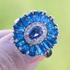 Klusterringar lyxig blå kristallsten för kvinnor design blomma bröllop silver färg damer tillbehör droppkluster