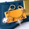 Keychains Lanyards Luxus Designer Kette Fashion Klassische Marke Schnalle Briefe Design handgefertigt Gold Mens Womens Bag Anhänger Blütenring Lange Ketten YT11