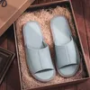 Pantoufles d'été en cuir véritable pour femmes pantoufles d'intérieur anti-dérapantes Super doux chaussures de maison pour couples confortables en cuir de vache pantoufles décontractées Z0317