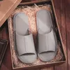 Pantoufles d'été en cuir véritable pour femmes pantoufles d'intérieur anti-dérapantes Super doux chaussures de maison pour couples confortables en cuir de vache pantoufles décontractées Z0317