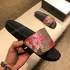 balenciaga Вы Paris masculino sandálias de verão praia slide Home Slippers Black Pantalons Rouges Scuffs planos Sliders Letters Fashion Letters