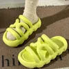 Sapatos de chinelos elegantes para mulheres 2023 Hollow out plataforma de verão de verão house woman street moda casual sandalias z0317