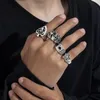 Rings de cluster Halloween Jóias da moda masculina da moda retro Spade Spade-um conjunto de 4-peças do design masculino de estrela de cinco pontos