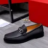 2023 Mens Dress Shoes Fashion Designer Casual Driving Shoes Men Comfortabele feest trouwpak Brand Slip op Oxfords schoenen maat 38-44