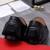 2023 Heren Casual Echte lederen Loafers Moccasins Brand Ademende slip On Boat Shoes Men Formele kledingschoenen Maat 38-44