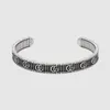 2023 Designer Nieuwe Sieraden Sterling Zilver Eenvoudige Open One Size Home Persoonlijkheid Verticale Streep Armband voor mannen en vrouwen