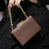 Clutchväskor Gyllene väskor för kvinnor Lädertelefon Clutch Högkvalitativ Elegant Kvinna Axelväska Lyx Designer Märke Handväska och Handväska 0318/23