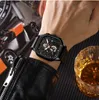 Мод -квадратный набор кожаный мужчина смотрит на роскошные спортивные водонепроницаемые часы для хронографа кварцевые наручные часы