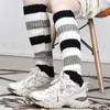 Skarpetki dla kobiet 1PAIR Japońska lolita jk stripe nogawka cieplej słodki dla dziewczynki zimowe dzianinowe okładka stopy ocieplenie