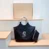 5A Designer axelväskor Kvinnor handväskor Tote Real Leather Bag Lady Outdoors Plaid Purses Duffle Lage år 1978 W262 005