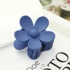 S3510 Candy Color Big Girls Barrettes For Women Hair Clips Haarspeld Beauty Hairclip Claw Bobby Pin Lady Girl Frosted Flowers Haarrett Hairgrip Hair Accessoires