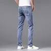 Весна 2022 и лето тонкие высококачественные модные брендовые джинсы мужские тонкие маленькие прямые трубки в прямом эфире