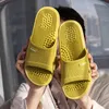 Slippers New Massage Slippers Men Women Home Bathroom Non-slip Breathable Foot Acupoint Pedicure Ladies Slippers Bathing Shoes Chinelo Z0317