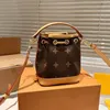 Borsa firmata da donna Mini borsa a secchiello con stampa Borsa classica per presbiopia Borsa da donna vintage a spalla singola Borsa a tracolla portatile con tracolla