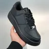 Mens Outdoor Running Shoes 1 Women Designer Trainers Gratis frakt Sportsneakers Låg trippelvit svart vete Hög verktyg Röd skugga EUR 36-47